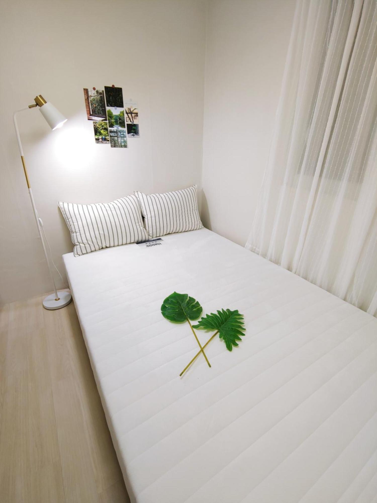 Apartment Gangnam, Near Subway, Full Option, 2 Bedrooms Seoul